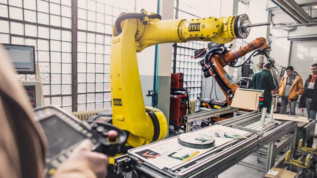 3 robot kuka
